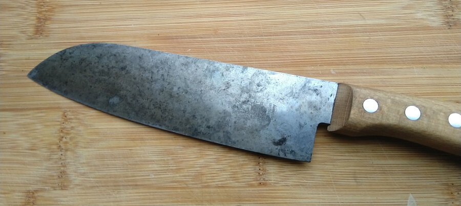 removing rust and patina from knife