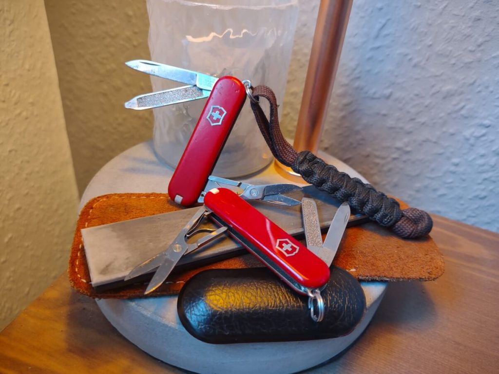 Victorinox Classic review Hike for Purpose