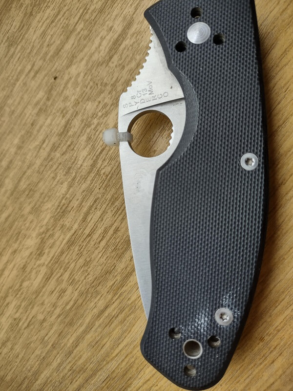 Spyderco-Persistence-7