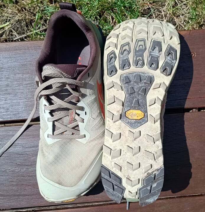 altra-lone-peaks-9-1 vibram soles