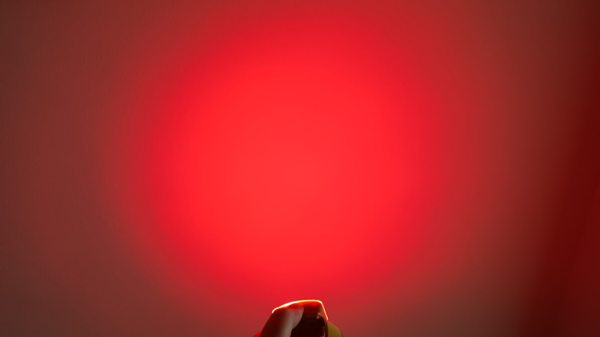 Simond-ul-500-red-light